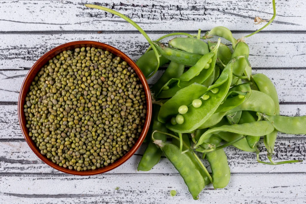 peeled-peas-bowl-aside